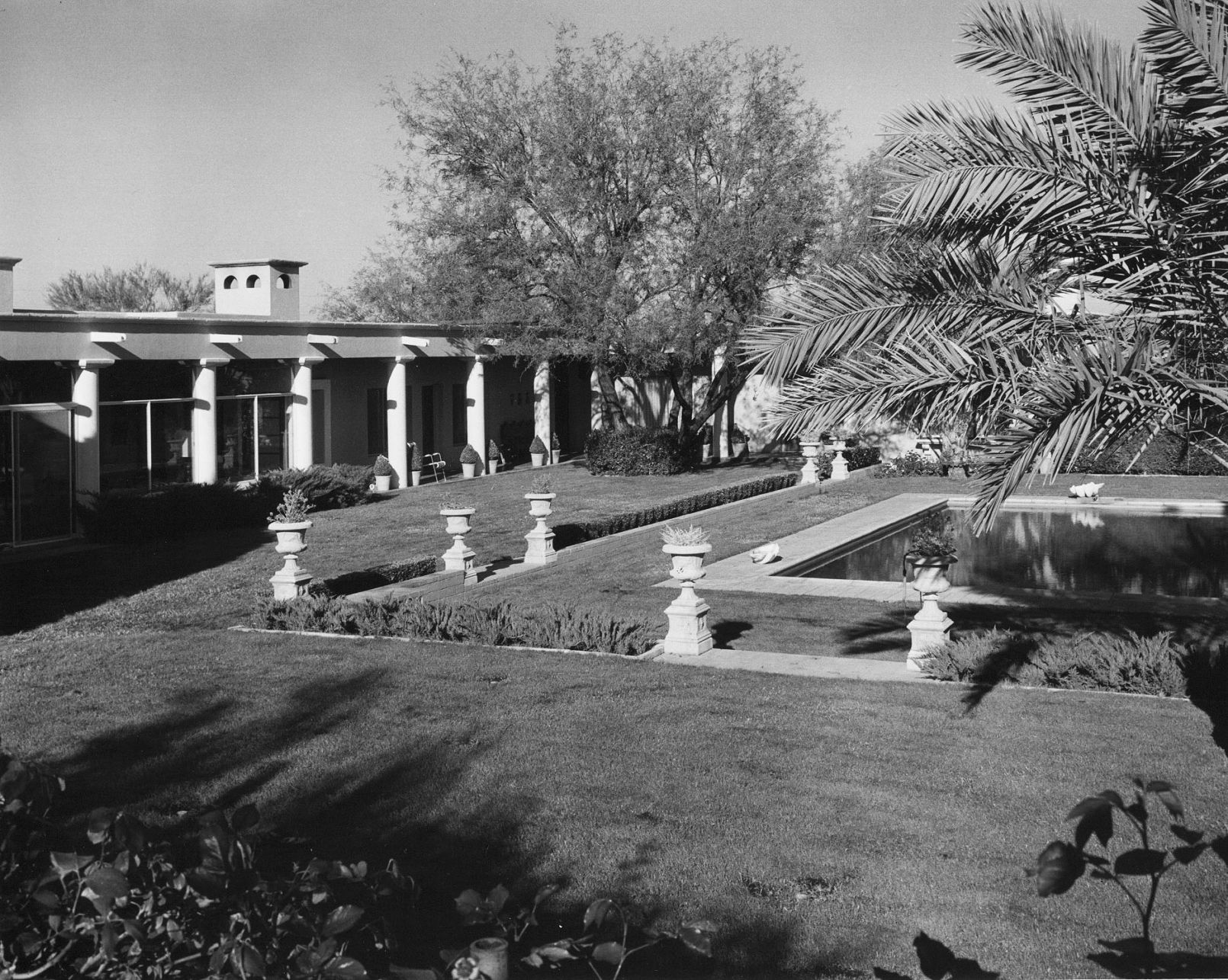 1965 Tucson home photos: Spanish themes throughout